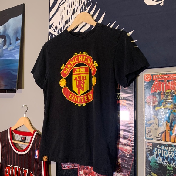 Vintage 1997 Manchester United T-shirt - Picture 2 of 7